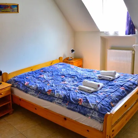 Апартаменти Afrodite