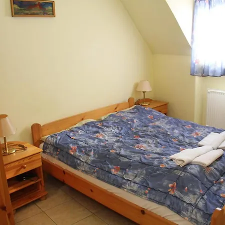 Afrodite アパート エゲル