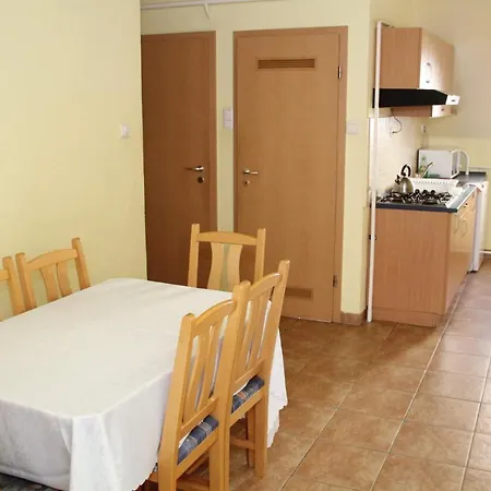 アパート Afrodite